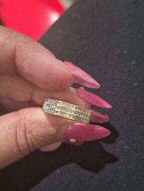 14 K GOLD W1 K Diamonds Size 8 Ring.